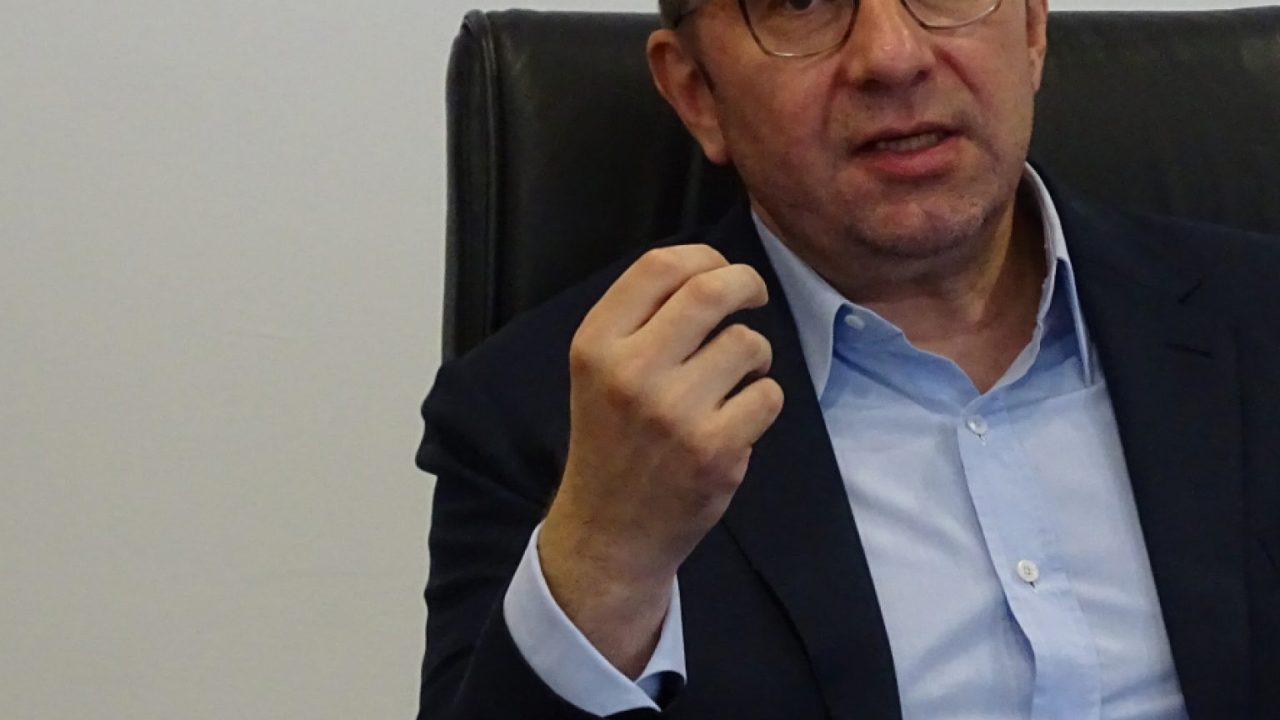 ВО ДВЕ ФАЗИ ЌЕ СЕ ВРАБОТУВААТ ЛИЦА АНГАЖИРАНИ СО ДОГОВОР НА ДЕЛО